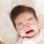 夜泣きがつらい！原因と対策方法を知っておこう