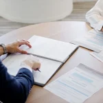 家族信託は誰に相談すべき？専門家の役割とサポート内容を解説